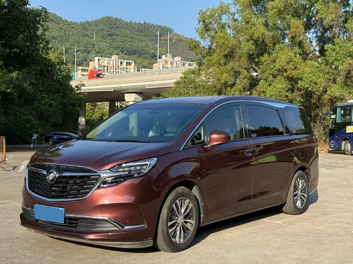 2022 Buick GL8 2.0T 237HP L4 9AT,autocango,china used car exporter,china ev exporter,chinese used car exporter,chinese used ev exporter