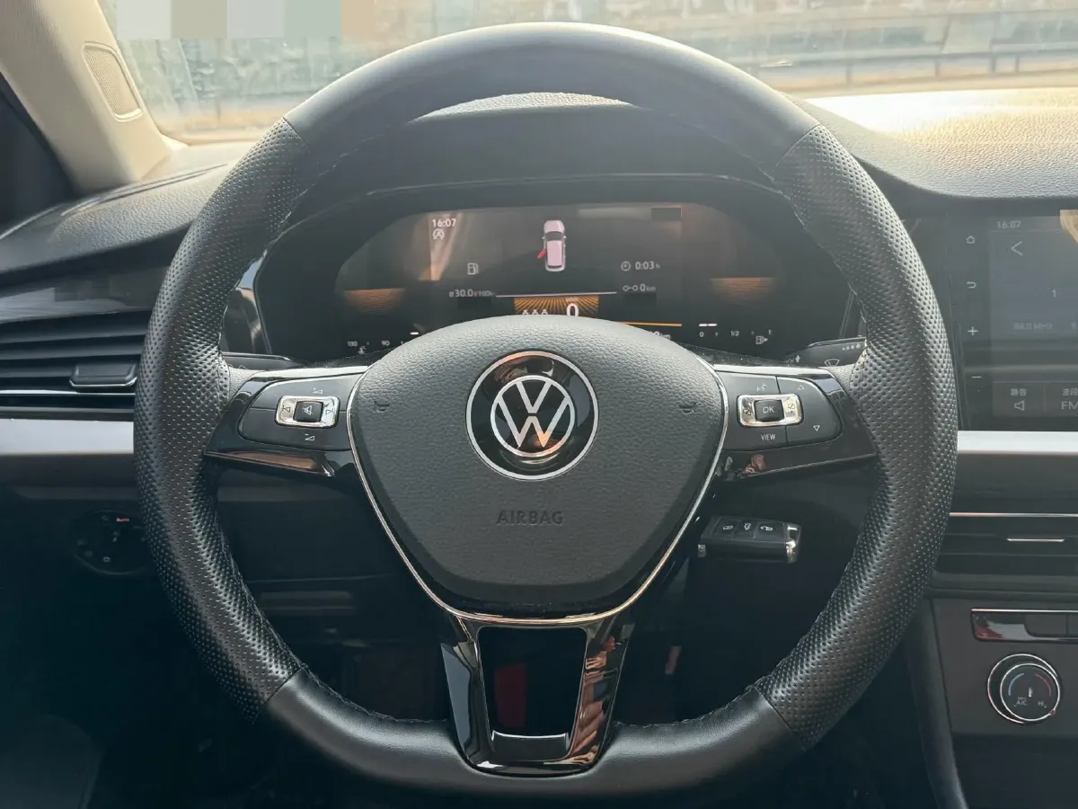 2022 Volkswagen Lavida 1.5L 113HP L4 6AT,autocango,china used car exporter,china ev exporter,chinese used car exporter,chinese used ev exporter