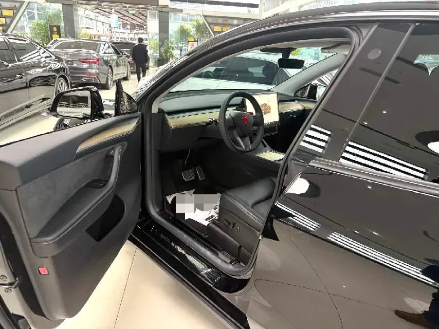 2022 Tesla Model Y BEV 60KWH,autocango,china used car exporter,china ev exporter,chinese used car exporter,chinese used ev exporter