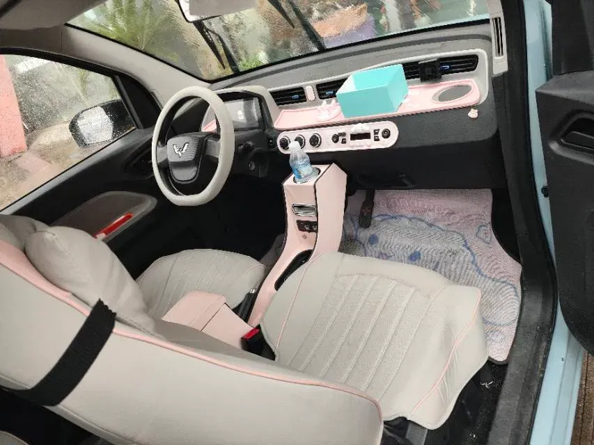 2021 WuLing HongGuang MINI EV BEV 9.3KWH,autocango,china used car exporter,china ev exporter,chinese used car exporter,chinese used ev exporter