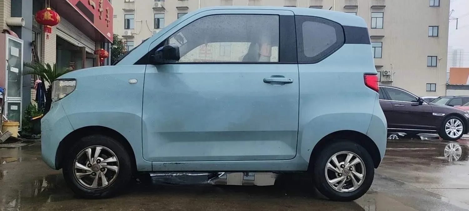 2021 WuLing HongGuang MINI EV BEV 9.3KWH,autocango,china used car exporter,china ev exporter,chinese used car exporter,chinese used ev exporter