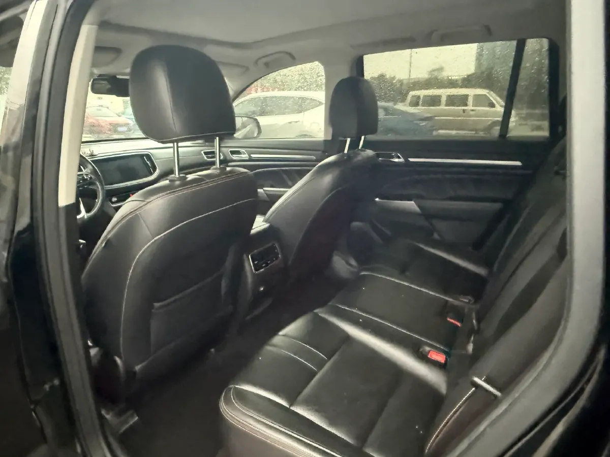 2019 GAC Trumpchi GS8 2.0T 252HP L4 6AT,autocango,china used car exporter,china ev exporter,chinese used car exporter,chinese used ev exporter