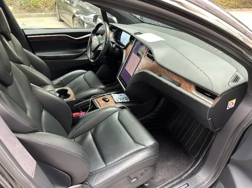 2017 Tesla Model X BEV 100KWH,autocango,china used car exporter,china ev exporter,chinese used car exporter,chinese used ev exporter