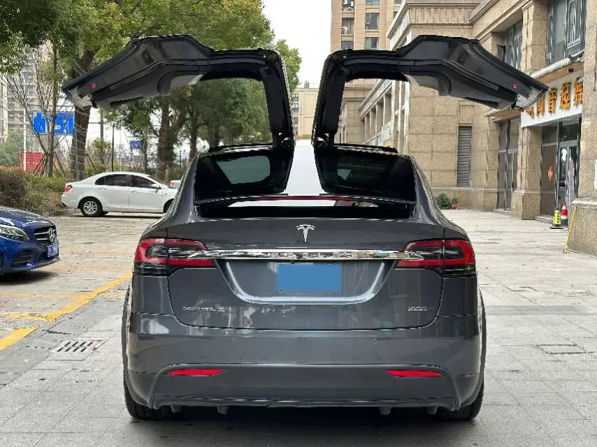 2017 Tesla Model X BEV 100KWH,autocango,china used car exporter,china ev exporter,chinese used car exporter,chinese used ev exporter