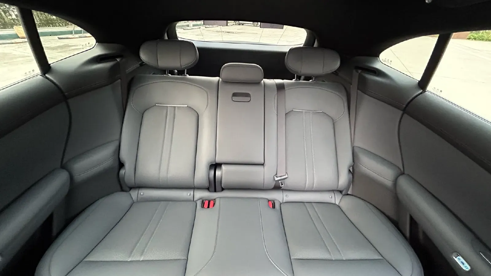 2025 MI YU7 BEV 96.3KWH,autocango,china used car exporter,china ev exporter,chinese used car exporter,chinese used ev exporter