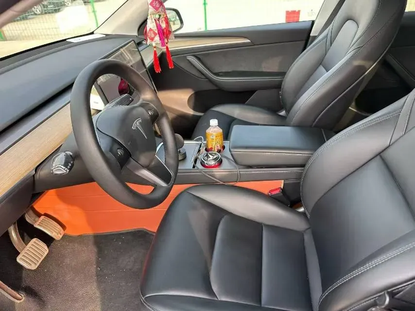 2022 Tesla Model Y BEV 60KWH,autocango,china used car exporter,china ev exporter,chinese used car exporter,chinese used ev exporter