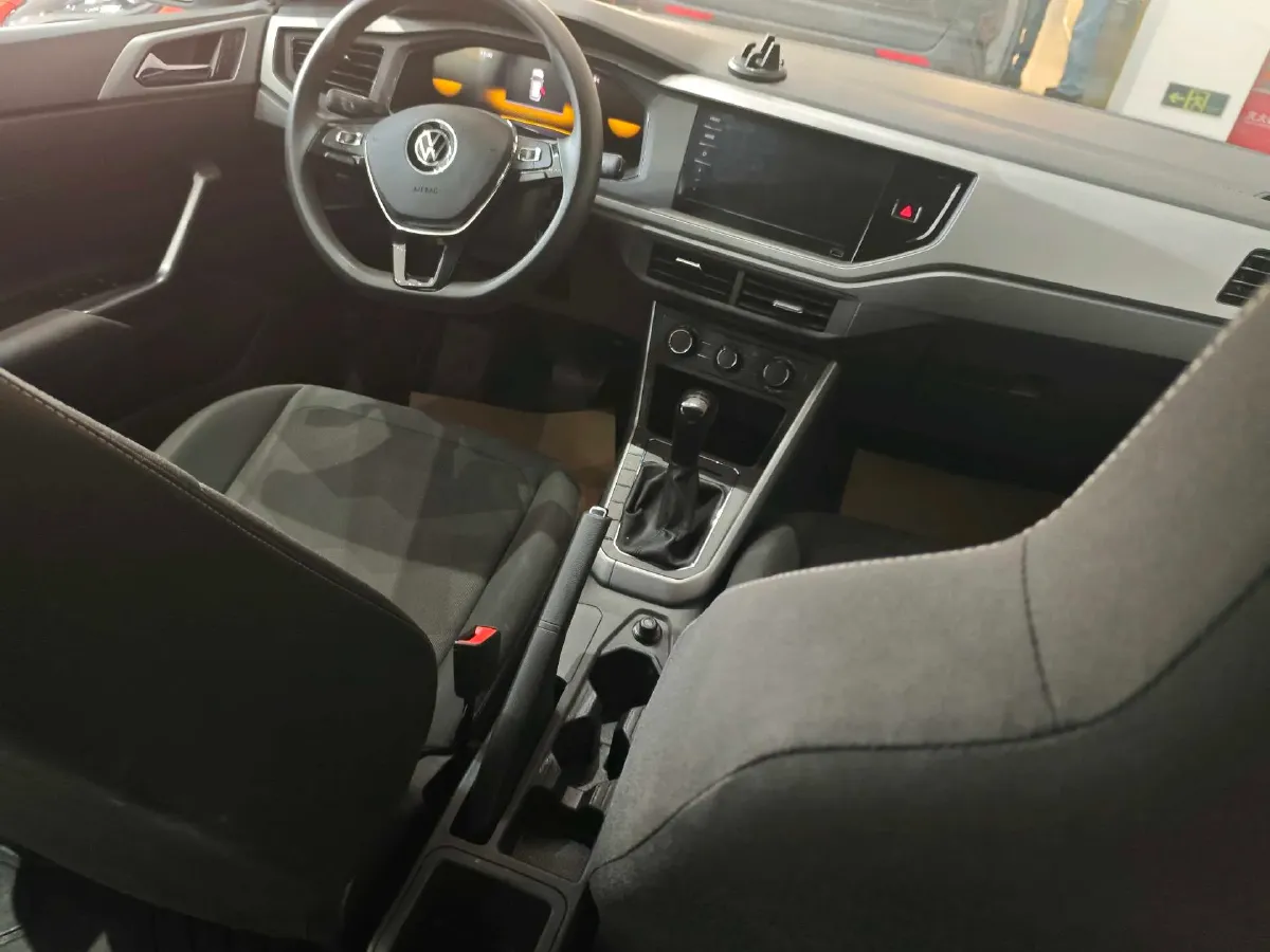 2023 Volkswagen Polo 1.5L 113HP L4 6AT,autocango,china used car exporter,china ev exporter,chinese used car exporter,chinese used ev exporter