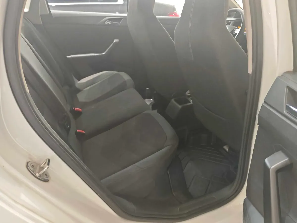 2023 Volkswagen Polo 1.5L 113HP L4 6AT,autocango,china used car exporter,china ev exporter,chinese used car exporter,chinese used ev exporter