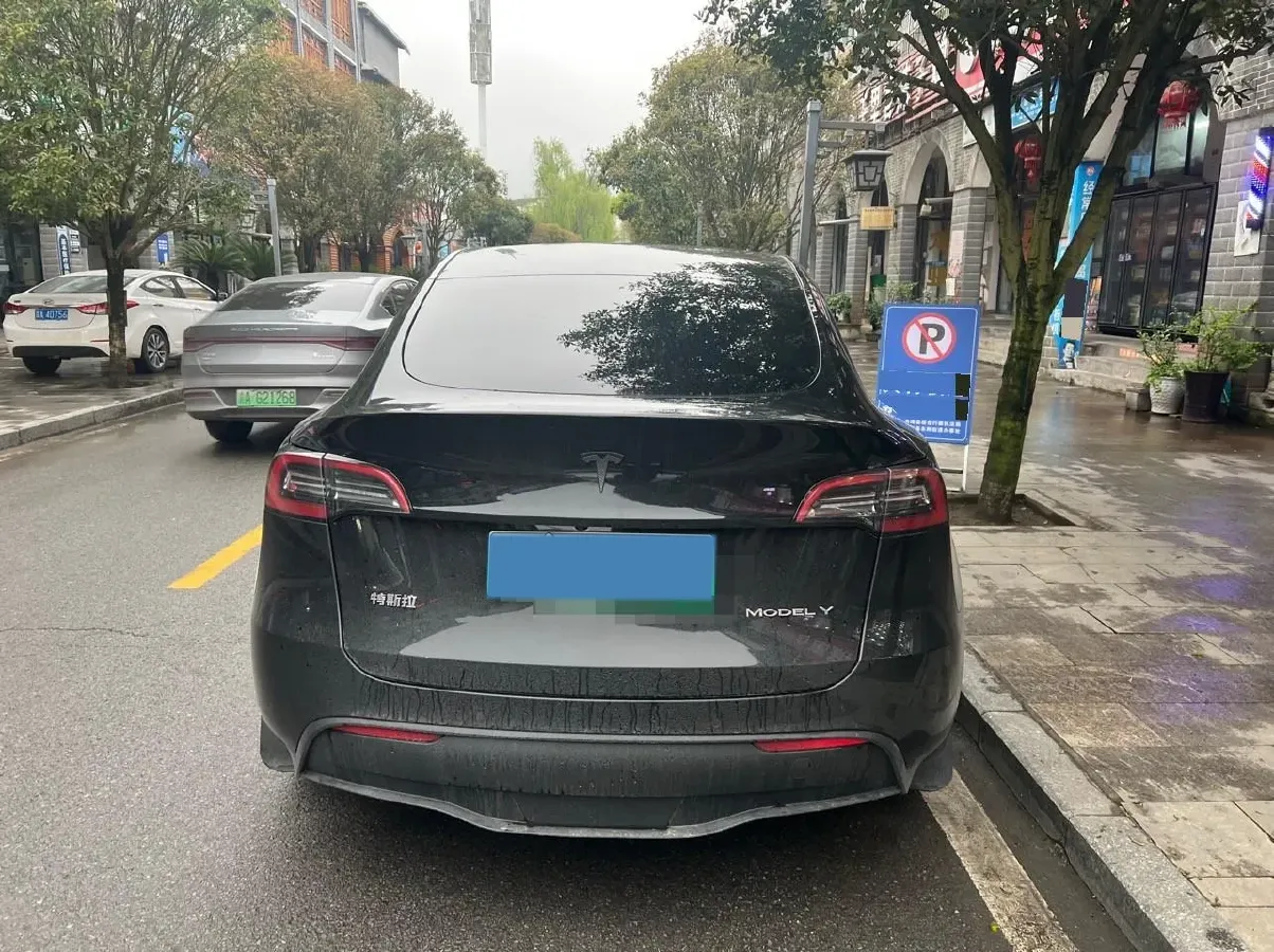 2022 Tesla Model Y BEV 60KWH,autocango,china used car exporter,china ev exporter,chinese used car exporter,chinese used ev exporter
