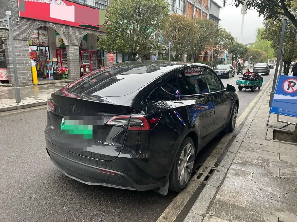 2022 Tesla Model Y BEV 60KWH,autocango,china used car exporter,china ev exporter,chinese used car exporter,chinese used ev exporter