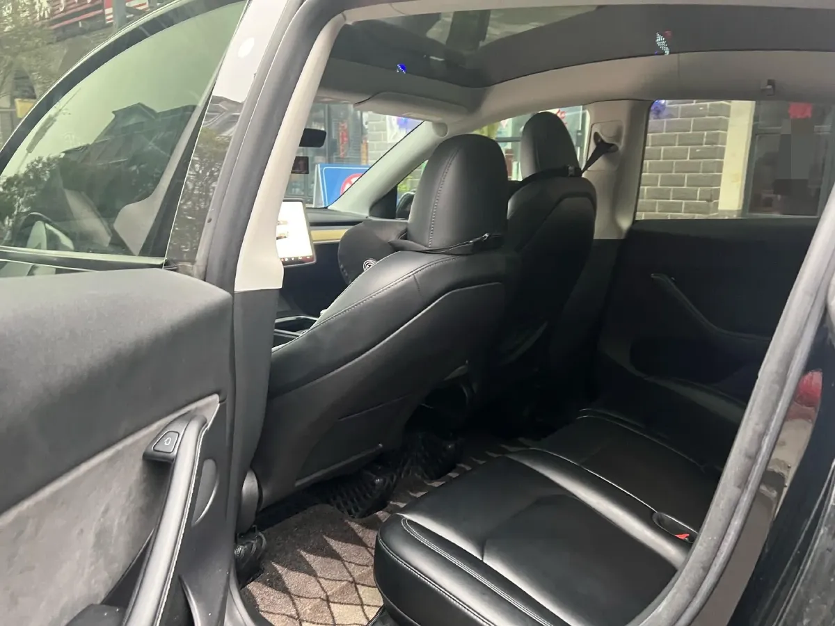 2022 Tesla Model Y BEV 60KWH,autocango,china used car exporter,china ev exporter,chinese used car exporter,chinese used ev exporter