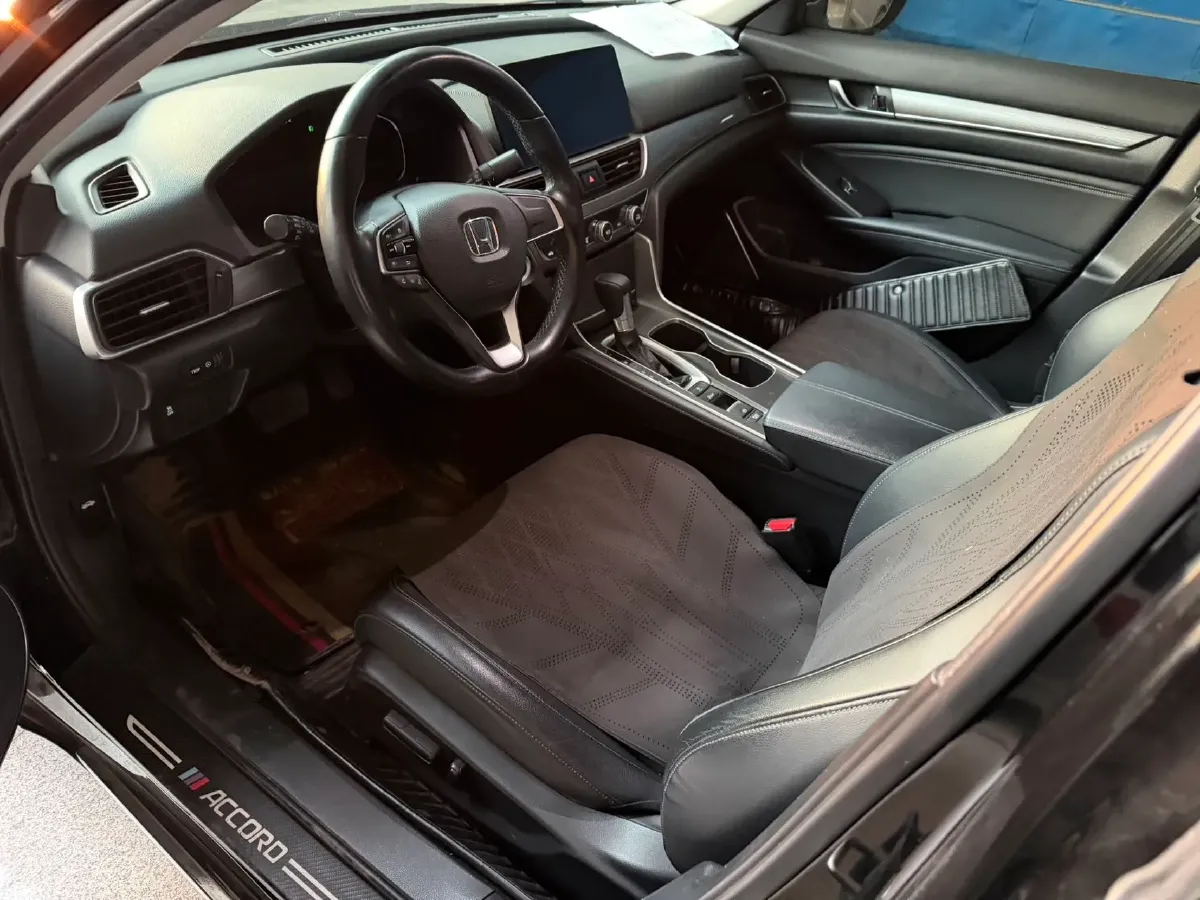 2022 Honda Accord 1.5T 194HP L4 CVT,autocango,china used car exporter,china ev exporter,chinese used car exporter,chinese used ev exporter