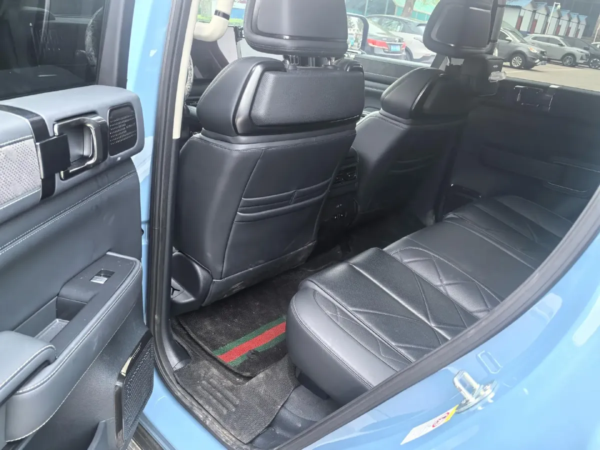 2023 FangChengBao Bao 5 1.5T 194HP L4 E-CVT PHEV 31.8KWH,autocango,china used car exporter,china ev exporter,chinese used car exporter,chinese used ev exporter