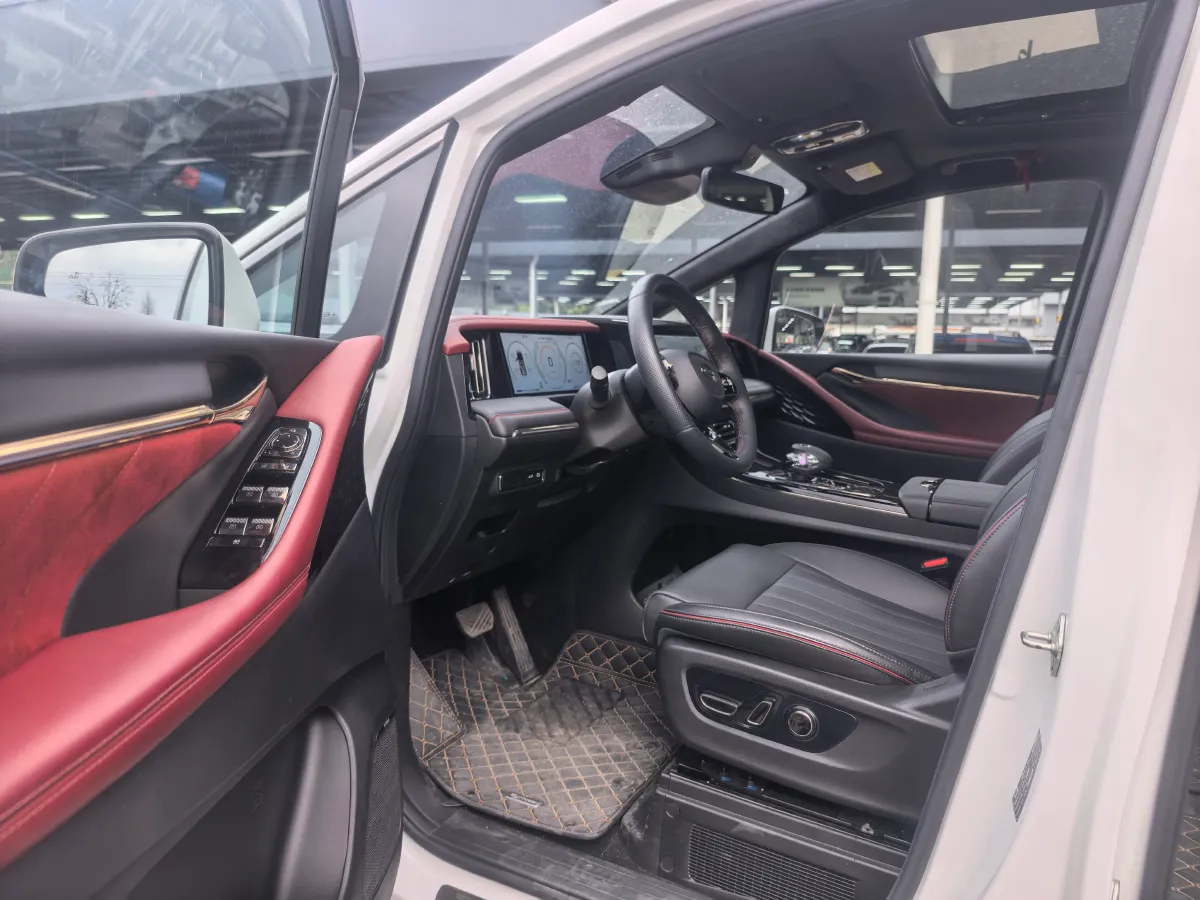 2023 GAC Trumpchi M8 2.0T 190HP L4 E-CVT Hybrid,autocango,china used car exporter,china ev exporter,chinese used car exporter,chinese used ev exporter