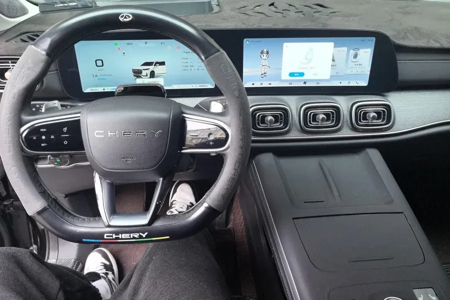 2023 Chery Tiggo 9 2.0T 261HP L4 8AT,autocango,china used car exporter,china ev exporter,chinese used car exporter,chinese used ev exporter