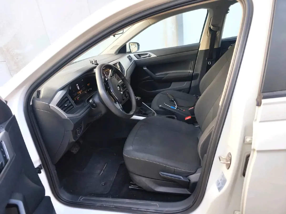 2023 Volkswagen Polo 1.5L 113HP L4 6AT,autocango,china used car exporter,china ev exporter,chinese used car exporter,chinese used ev exporter