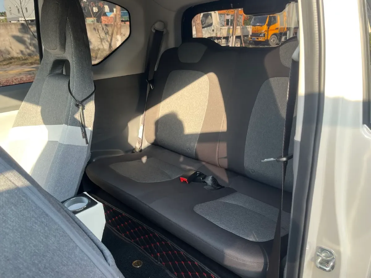 2022 WuLing HongGuang MINI EV BEV 9KWH,autocango,china used car exporter,china ev exporter,chinese used car exporter,chinese used ev exporter