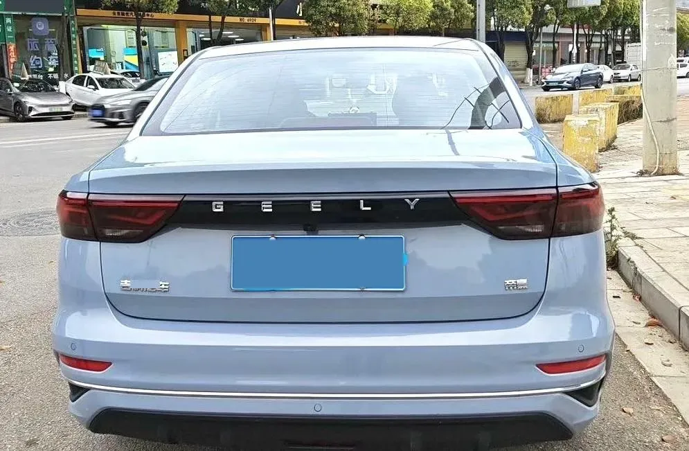 2023 Geely Emgrand 1.5L 127HP L4 5MT,autocango,china used car exporter,china ev exporter,chinese used car exporter,chinese used ev exporter
