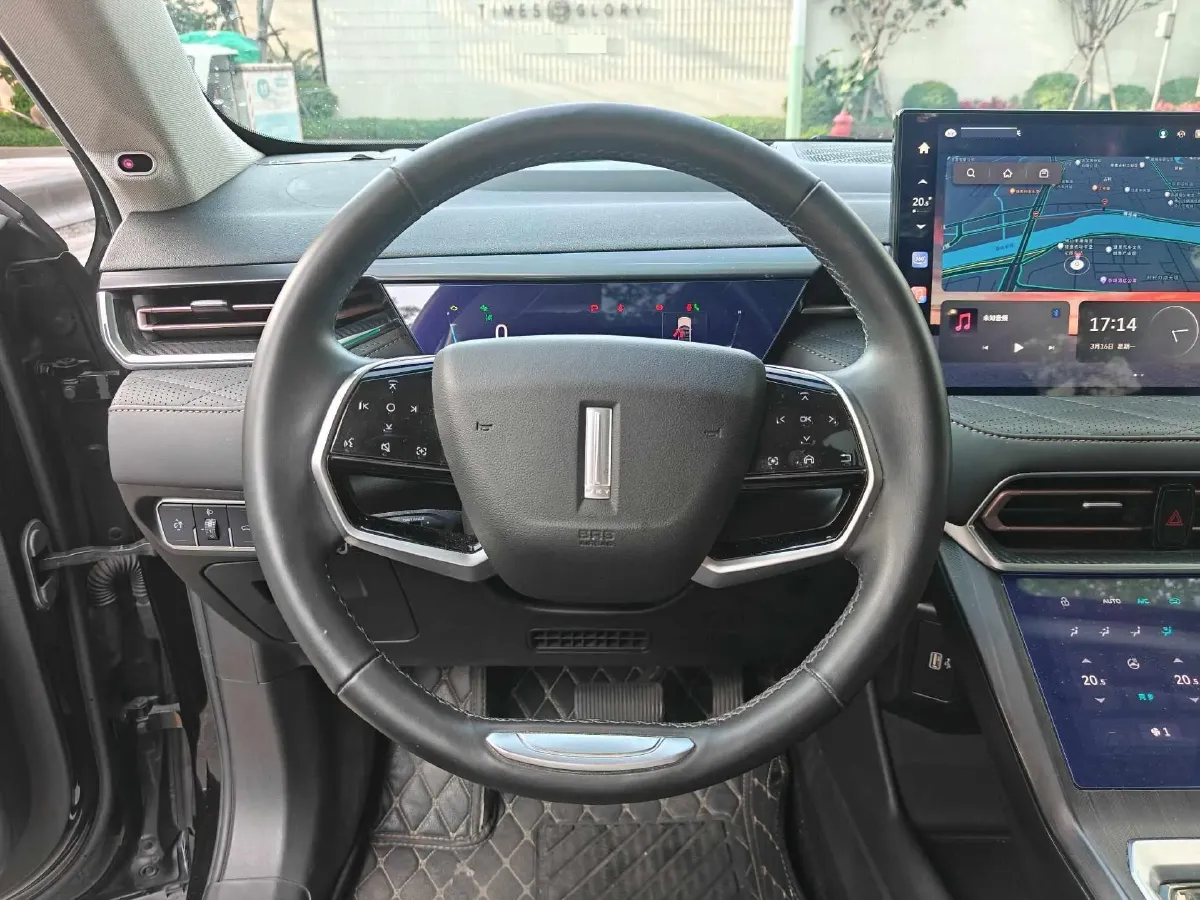 2022 WEY Latte DHT 1.5T 156HP L4 2DHT Hybrid,autocango,china used car exporter,china ev exporter,chinese used car exporter,chinese used ev exporter