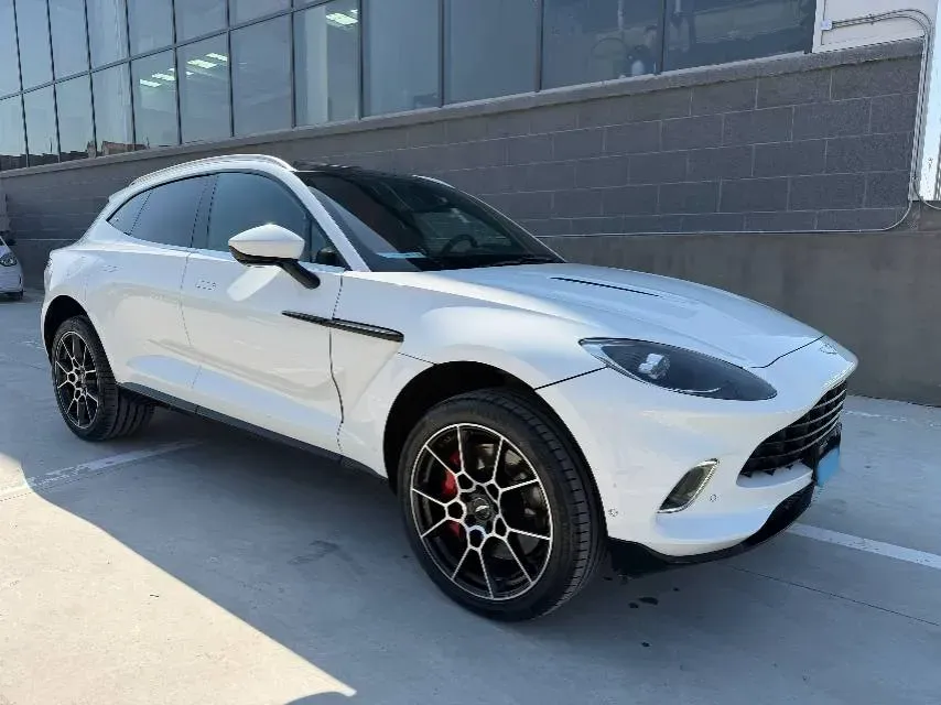 2021 Aston Martin DBX 4.0T 550HP V8 9AT,autocango,china used car exporter,china ev exporter,chinese used car exporter,chinese used ev exporter