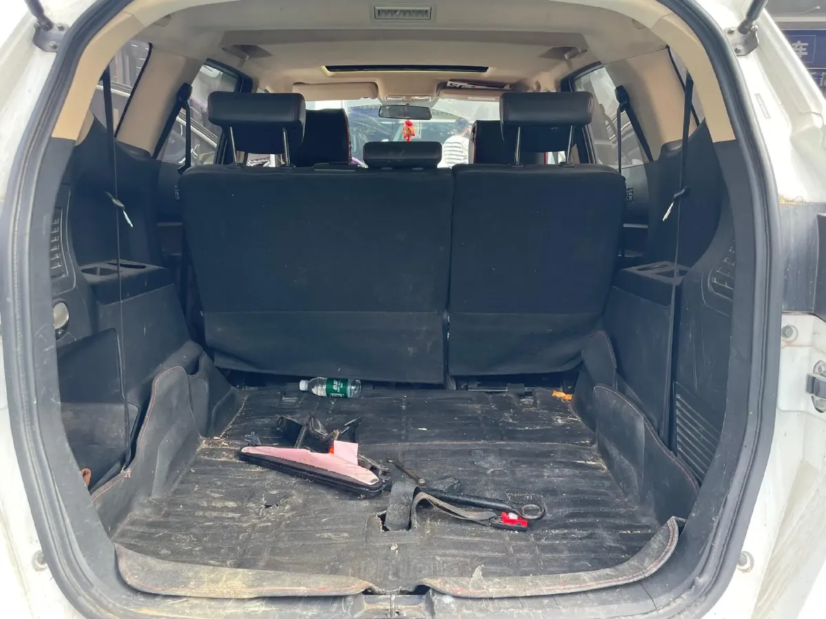 2017 LiFan XuanLang 1.8L 133HP L4 5MT,autocango,china used car exporter,china ev exporter,chinese used car exporter,chinese used ev exporter