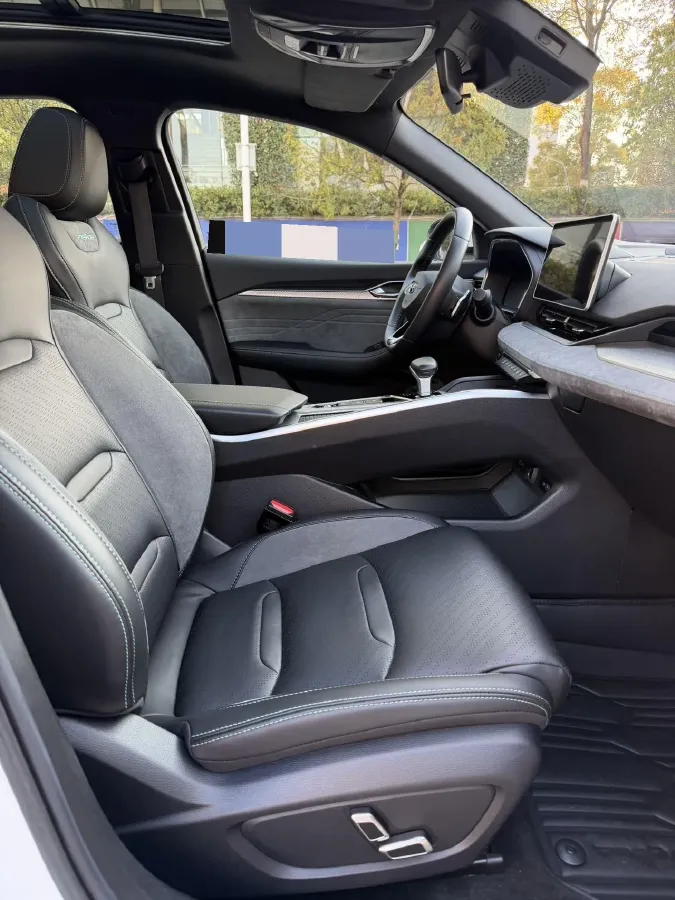 2023 Geely Preface 2.0T 190HP L4 7DCT,autocango,china used car exporter,china ev exporter,chinese used car exporter,chinese used ev exporter