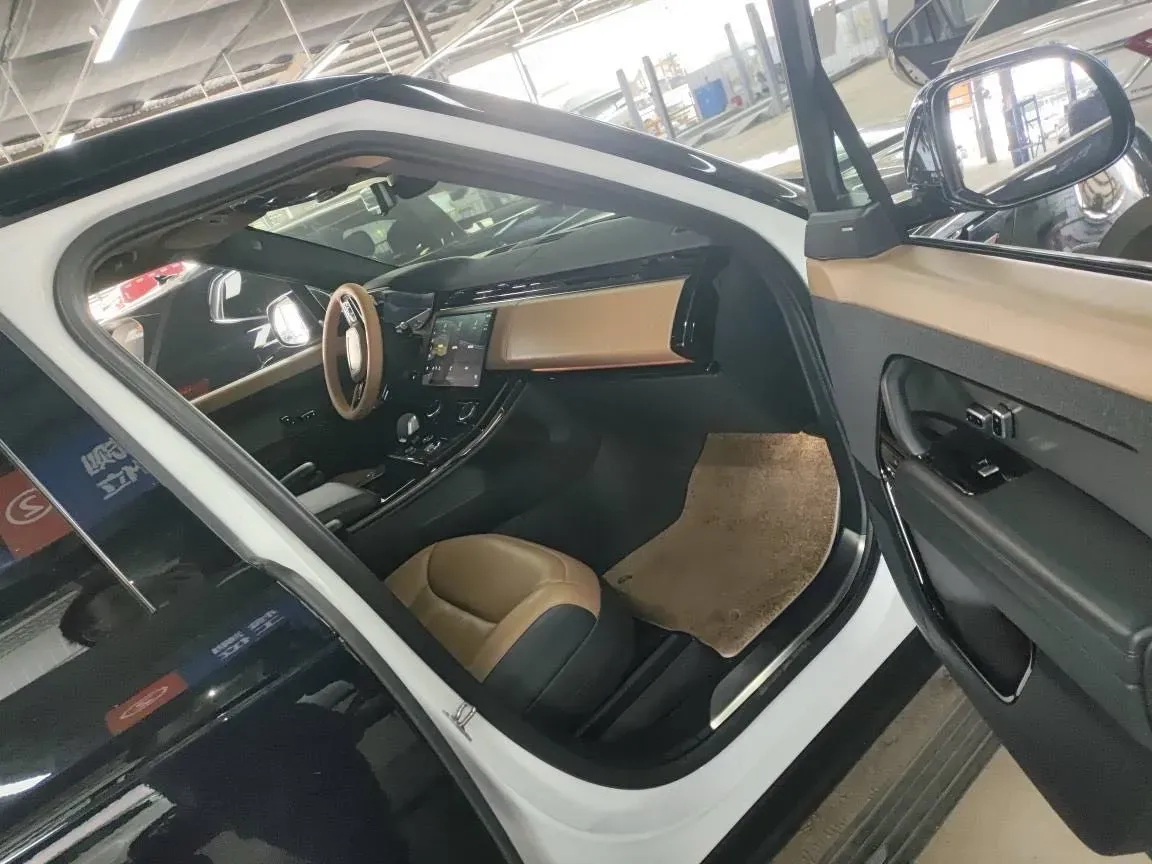 2023 Land Rover Range Rover Sport 3.0T 400HP L6 8AT,autocango,china used car exporter,china ev exporter,chinese used car exporter,chinese used ev exporter