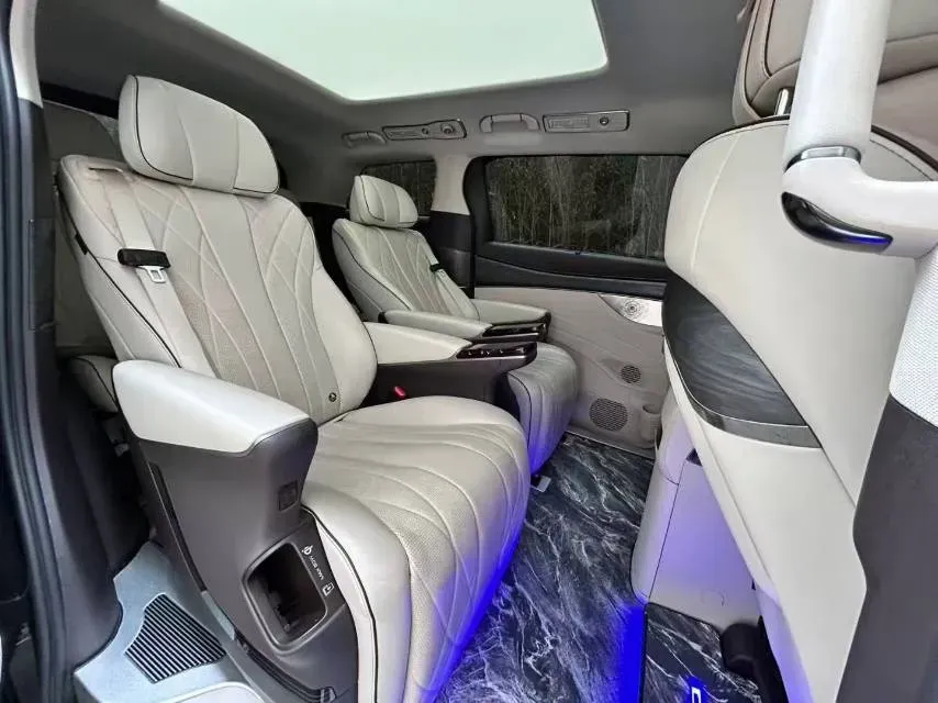 2024 Denza D9 1.5T 139HP L4 E-CVT PHEV 40KWH,autocango,china used car exporter,china ev exporter,chinese used car exporter,chinese used ev exporter