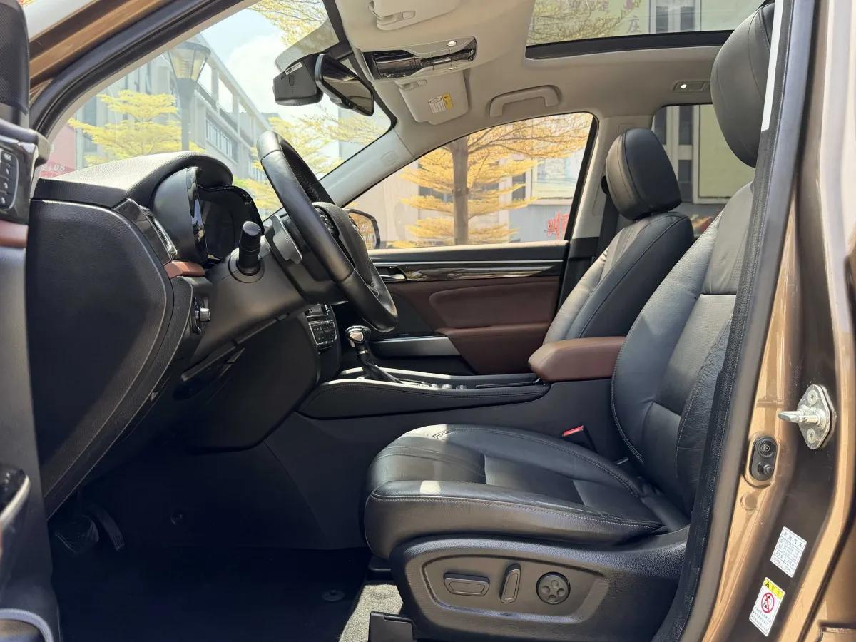 2017 GAC Trumpchi GS8 2.0T 201HP L4 6AT,autocango,china used car exporter,china ev exporter,chinese used car exporter,chinese used ev exporter