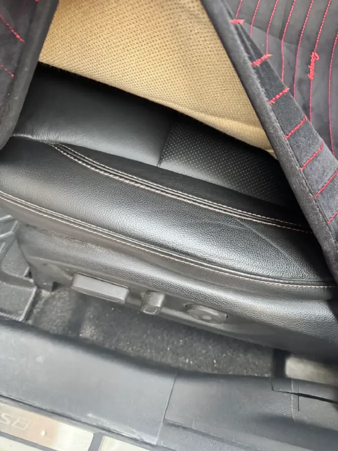 2017 GAC Trumpchi GS8 2.0T 201HP L4 6AT,autocango,china used car exporter,china ev exporter,chinese used car exporter,chinese used ev exporter