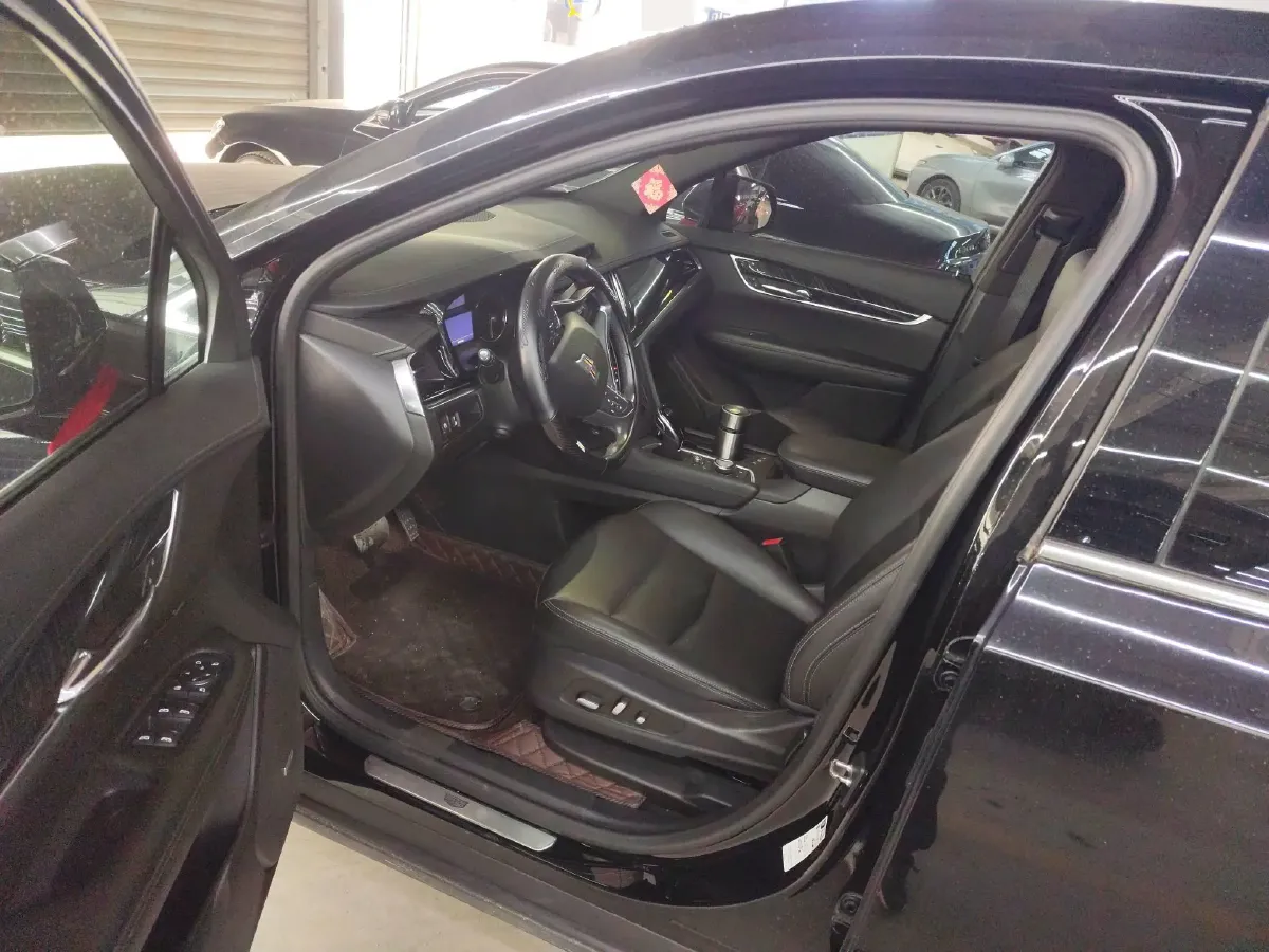 2021 Cadillac XT6 2.0T 237HP L4 9AT,autocango,china used car exporter,china ev exporter,chinese used car exporter,chinese used ev exporter