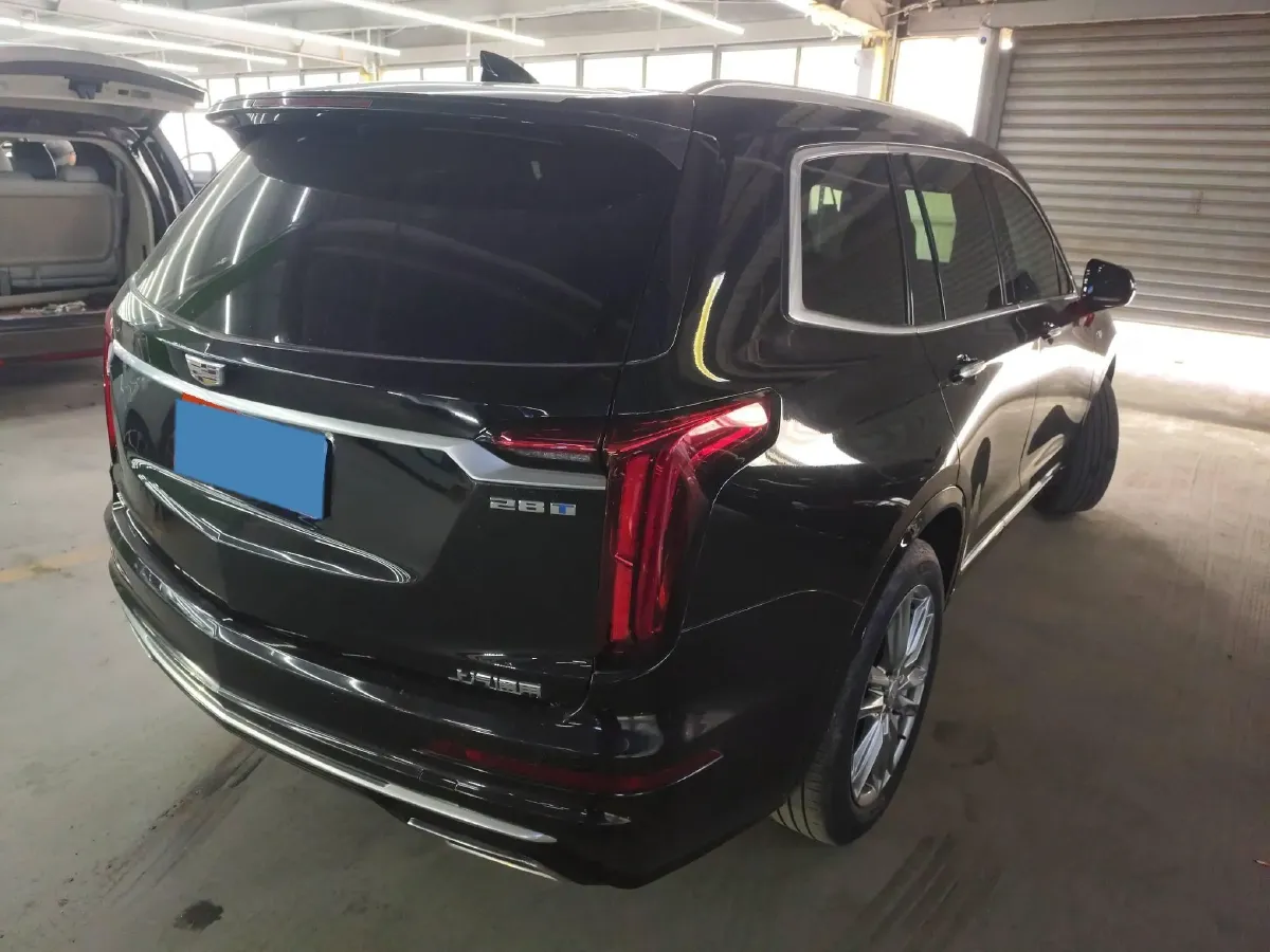 2021 Cadillac XT6 2.0T 237HP L4 9AT,autocango,china used car exporter,china ev exporter,chinese used car exporter,chinese used ev exporter