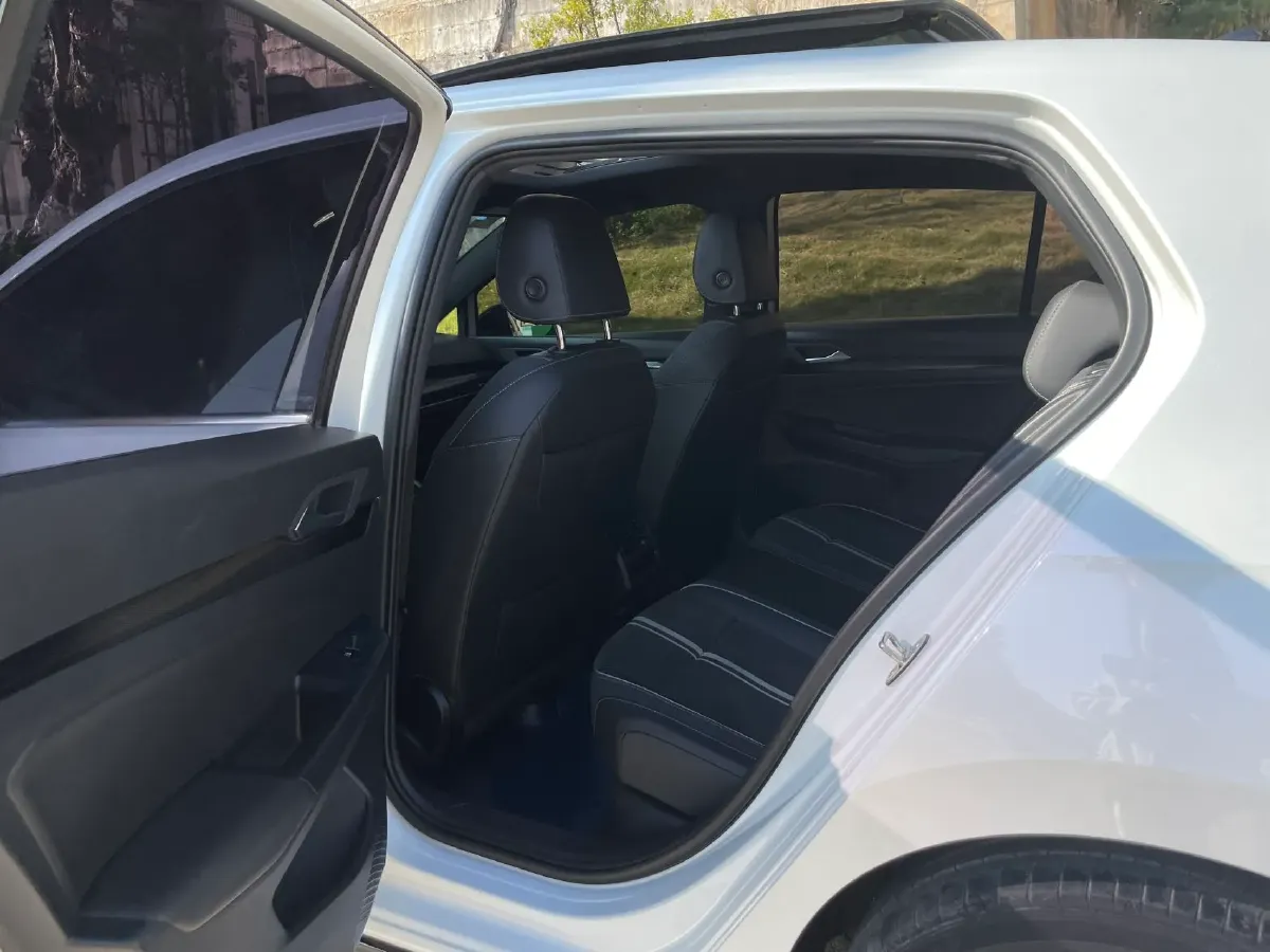 2021 Volkswagen Golf 1.4T 150HP L4 7DCT,autocango,china used car exporter,china ev exporter,chinese used car exporter,chinese used ev exporter