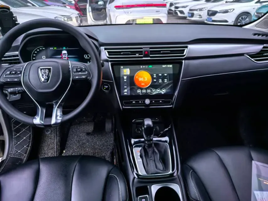 2020 Roewe i5 1.5L 120HP L4 CVT,autocango,china used car exporter,china ev exporter,chinese used car exporter,chinese used ev exporter