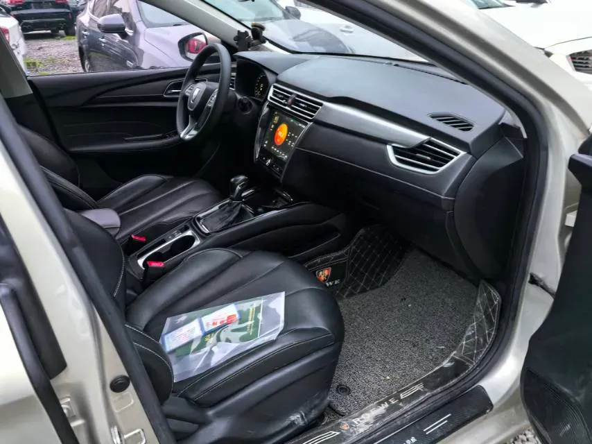 2020 Roewe i5 1.5L 120HP L4 CVT,autocango,china used car exporter,china ev exporter,chinese used car exporter,chinese used ev exporter