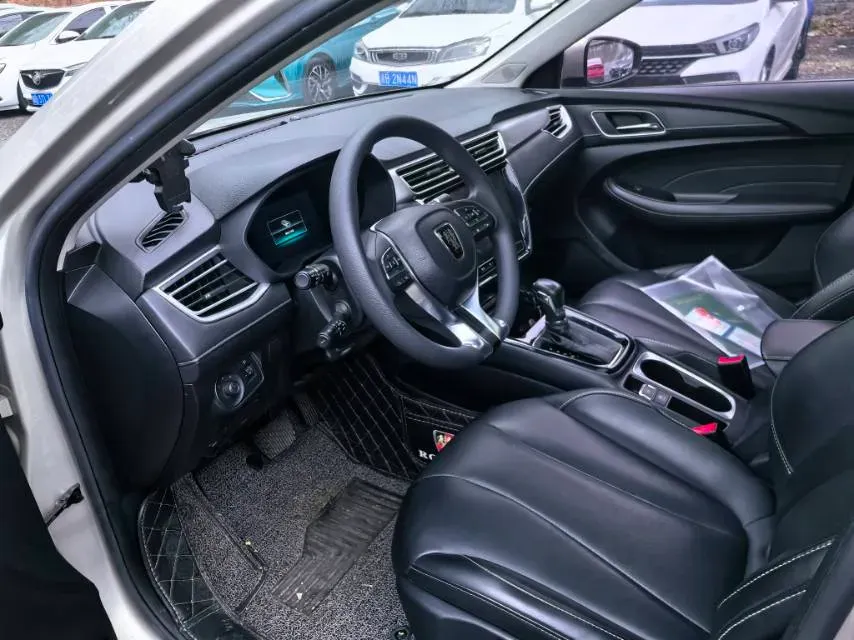 2020 Roewe i5 1.5L 120HP L4 CVT,autocango,china used car exporter,china ev exporter,chinese used car exporter,chinese used ev exporter