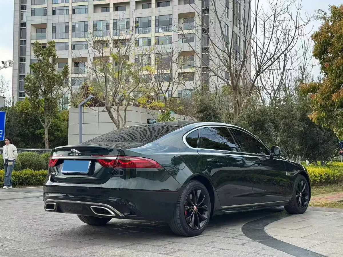 2022 Jaguar XFL 2.0T 250HP L4 8AT,autocango,china used car exporter,china ev exporter,chinese used car exporter,chinese used ev exporter