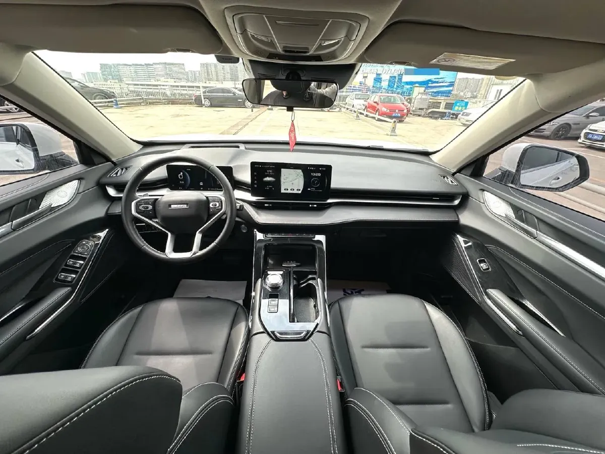 2021 Haval H6 2.0T 211HP L4 7DCT,autocango,china used car exporter,china ev exporter,chinese used car exporter,chinese used ev exporter