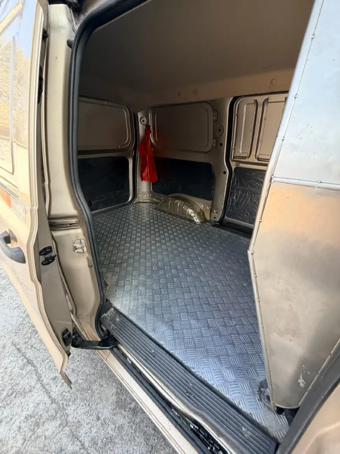 2022 WuLing HongGuang V 1.5L 99HP L4 6MT,autocango,china used car exporter,china ev exporter,chinese used car exporter,chinese used ev exporter