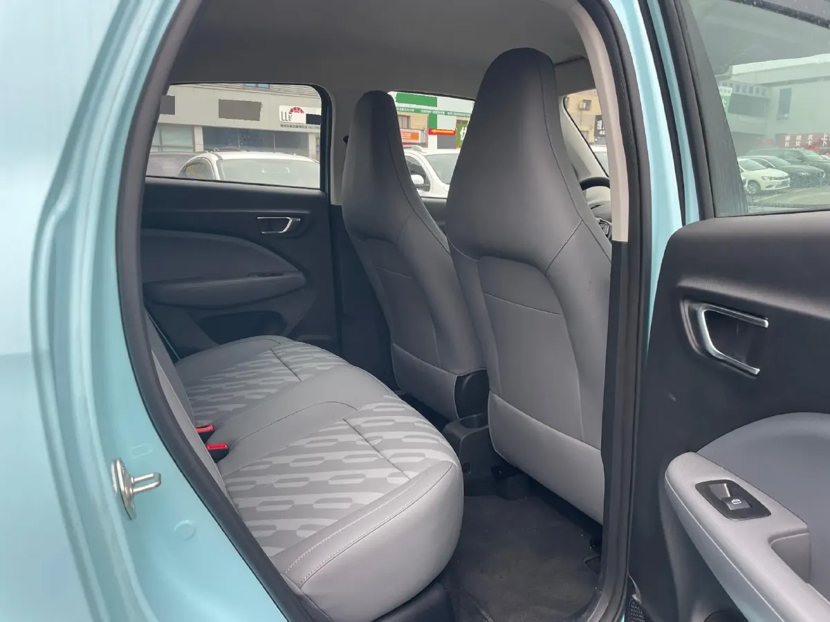 2025 Leapmotor T03 BEV 41.3KWH,autocango,china used car exporter,china ev exporter,chinese used car exporter,chinese used ev exporter