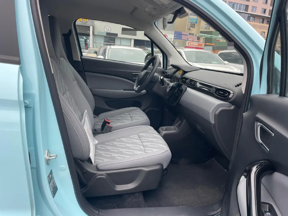 2025 Leapmotor T03 BEV 41.3KWH,autocango,china used car exporter,china ev exporter,chinese used car exporter,chinese used ev exporter