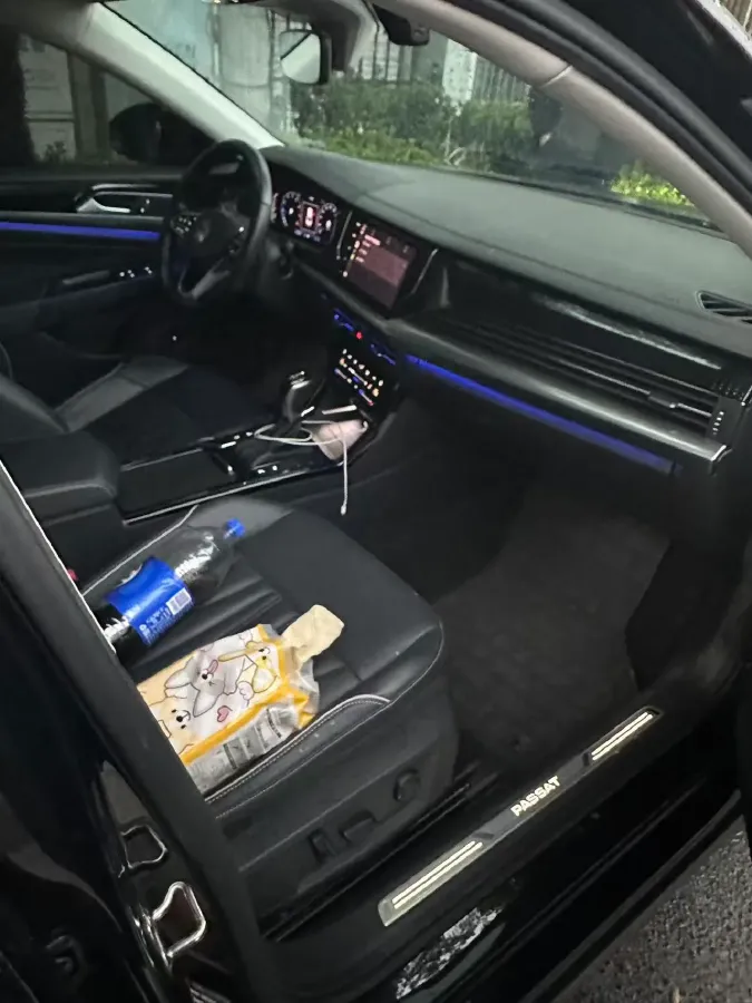 2023 Volkswagen Passat 2.0T 220HP L4 7DCT,autocango,china used car exporter,china ev exporter,chinese used car exporter,chinese used ev exporter