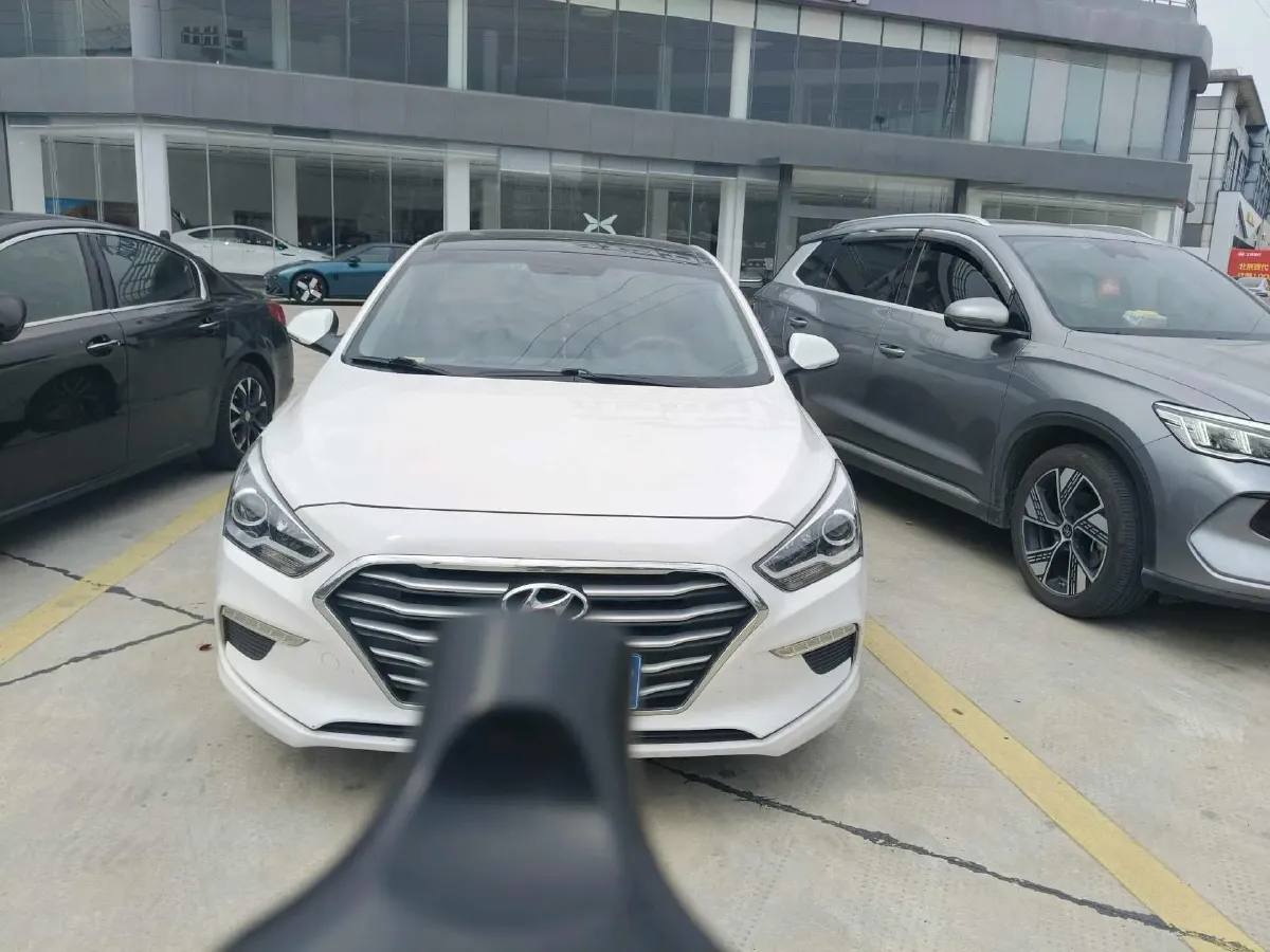 2017 Hyundai Mistra 1.8L 143HP L4 6AT,autocango,china used car exporter,china ev exporter,chinese used car exporter,chinese used ev exporter