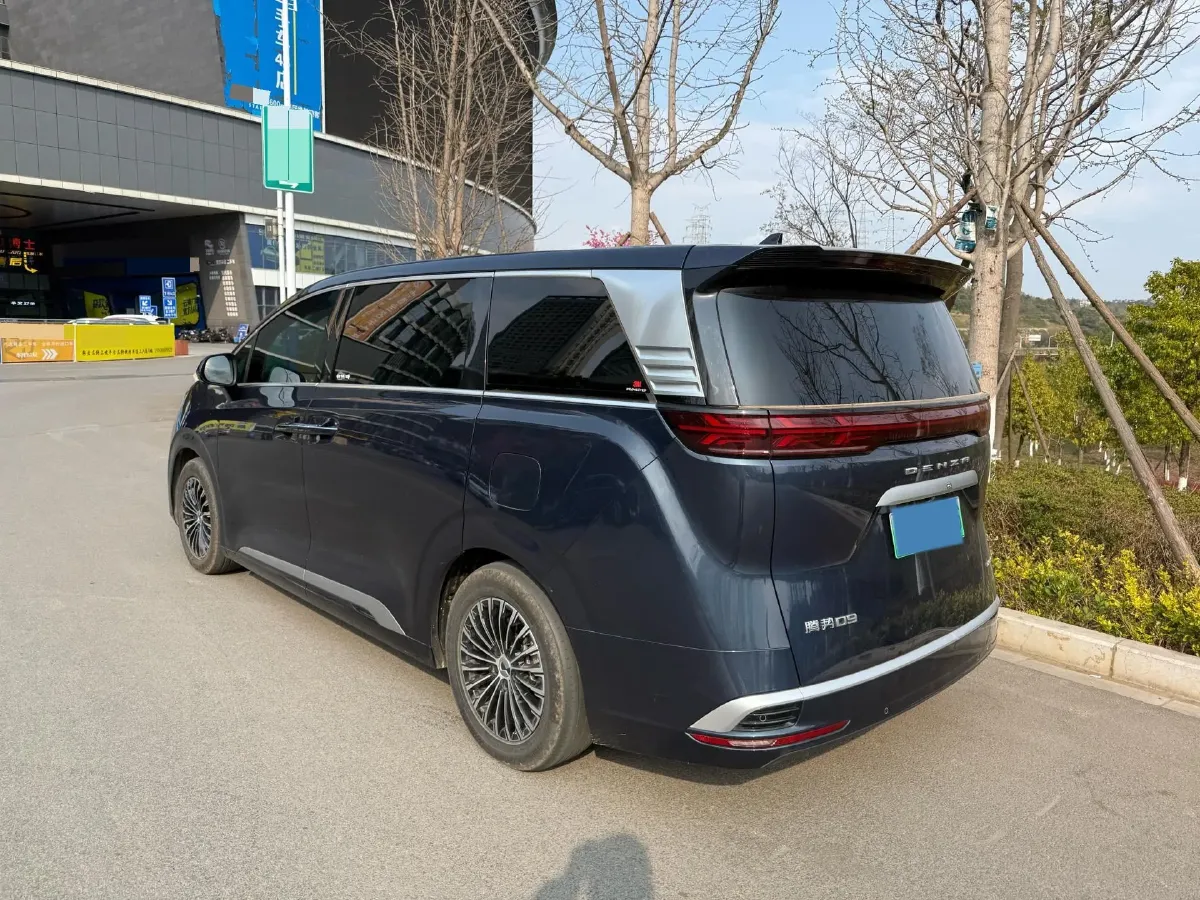 2022 Mercedes-Benz GLC Class 2.0T 197HP L4 9AT,autocango,china used car exporter,china ev exporter,chinese used car exporter,chinese used ev exporter