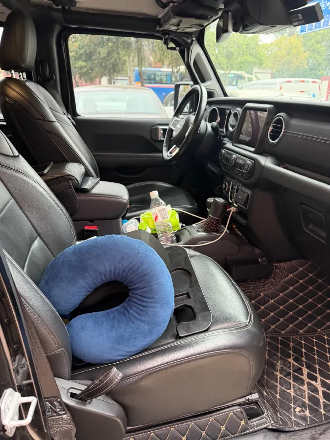 2021 Jeep Wrangler 2.0T 266HP L4 8AT PHEV 17KWH,autocango,china used car exporter,china ev exporter,chinese used car exporter,chinese used ev exporter