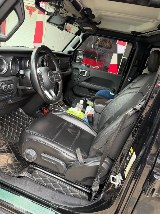 2021 Jeep Wrangler 2.0T 266HP L4 8AT PHEV 17KWH,autocango,china used car exporter,china ev exporter,chinese used car exporter,chinese used ev exporter