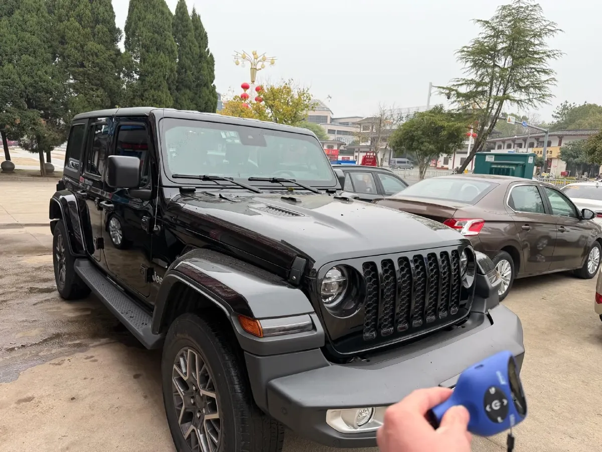 2021 Jeep Wrangler 2.0T 266HP L4 8AT PHEV 17KWH,autocango,china used car exporter,china ev exporter,chinese used car exporter,chinese used ev exporter