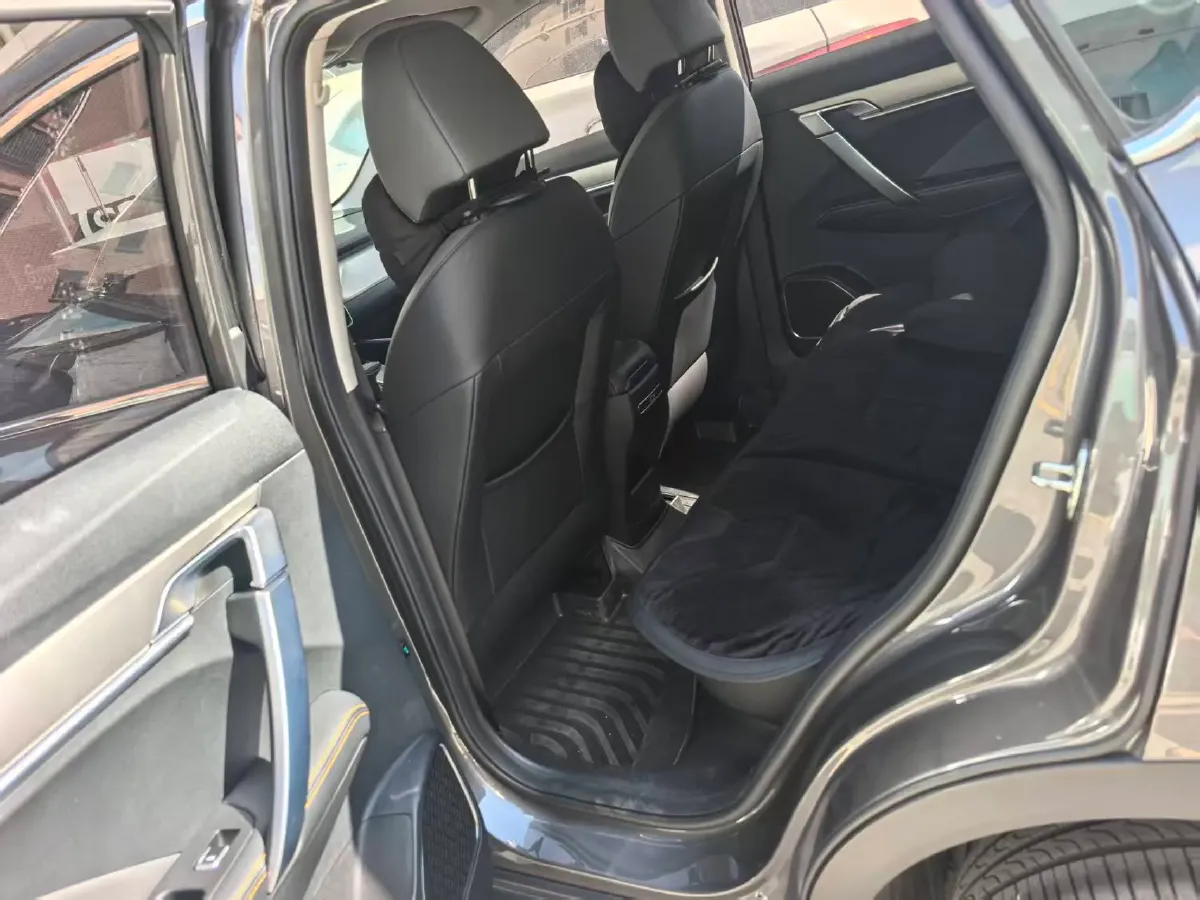 2023 Geely Coolray 1.5T 181HP L4 7DCT,autocango,china used car exporter,china ev exporter,chinese used car exporter,chinese used ev exporter