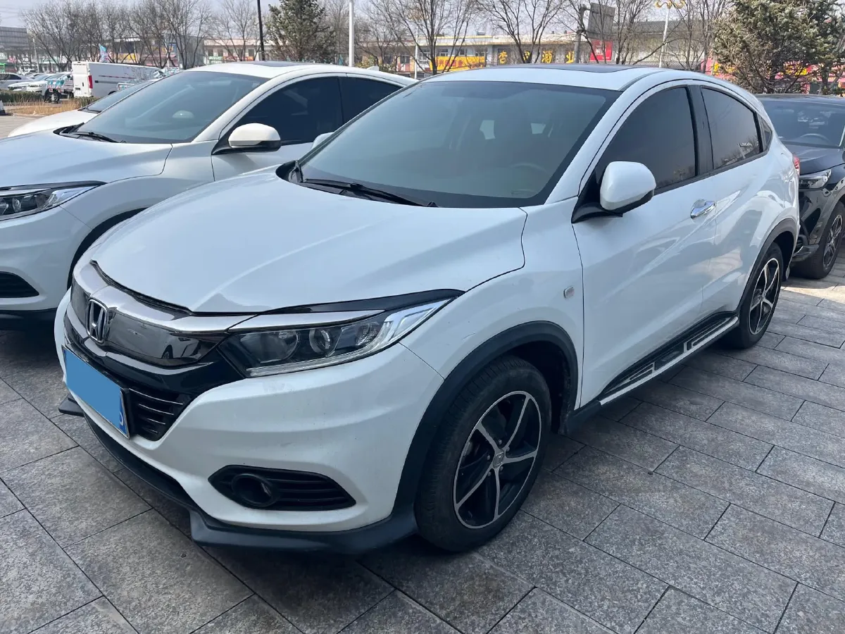2022 Honda Vezel 1.5L 131HP L4 CVT,autocango,china used car exporter,china ev exporter,chinese used car exporter,chinese used ev exporter