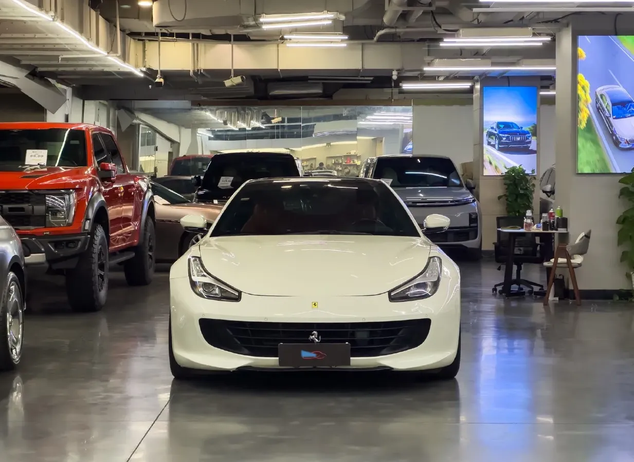 2017 Ferrari GTC4 Lusso 3.9T 609HP V8 7DCT,autocango,china used car exporter,china ev exporter,chinese used car exporter,chinese used ev exporter